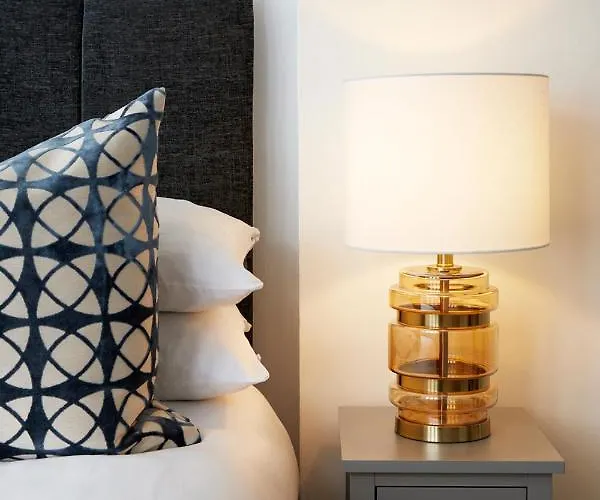 Top Hotels in Finchley Road for Your London Stay