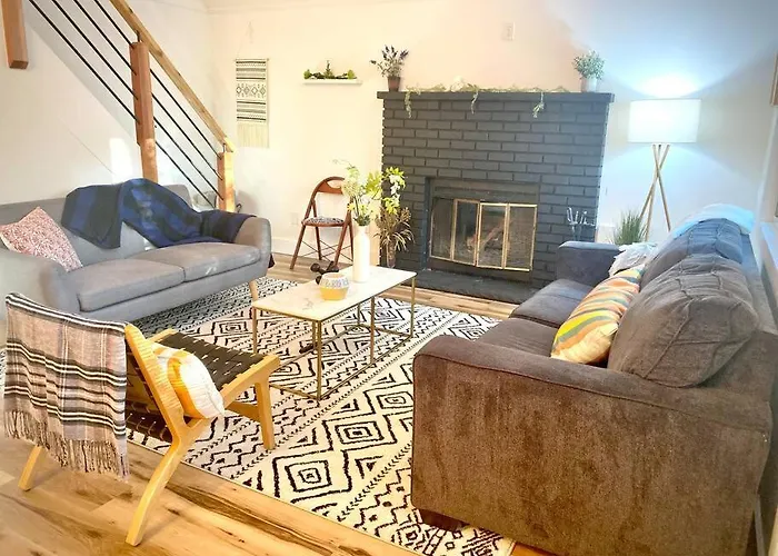 Top-Rated Hotels in Jim Thorpe, Pennsylvania