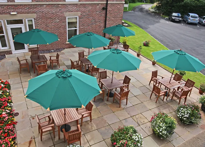 Top-Rated Hotels Near M6 Motorway in Preston