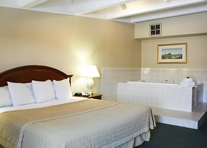 Best Hotels Eau Claire WI