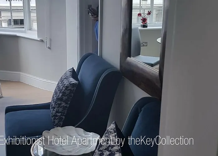 Best Hotels in Chinatown London for Travelers