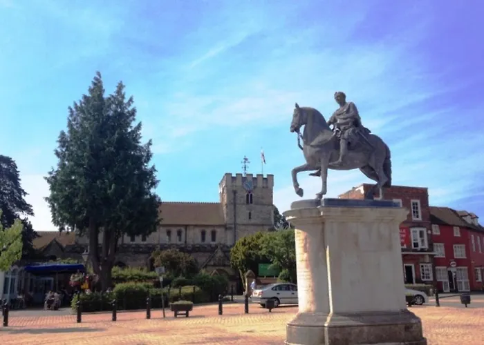 Top Cheap Hotels in Petersfield