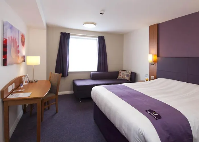 Best Hotels in Cumbernauld for Memorable Stays