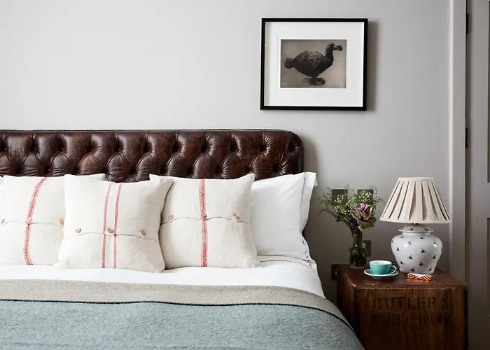 Best Hotels in London with Pools