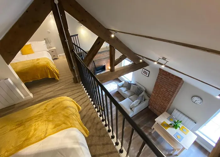 Top Hotels in Hereford's Vibrant City Centre