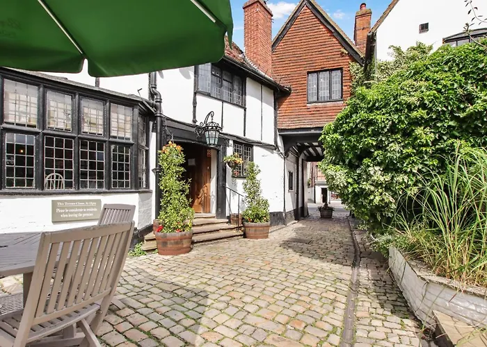 Top Hotels in Amersham for a Delightful Stay