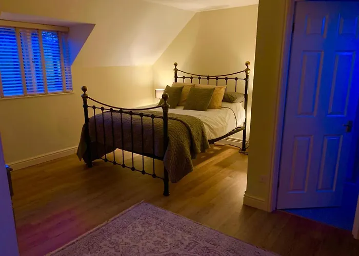 Finest Hotels Near Fairford UK to Explore