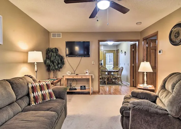 Top Hotels near Orchard Park NY