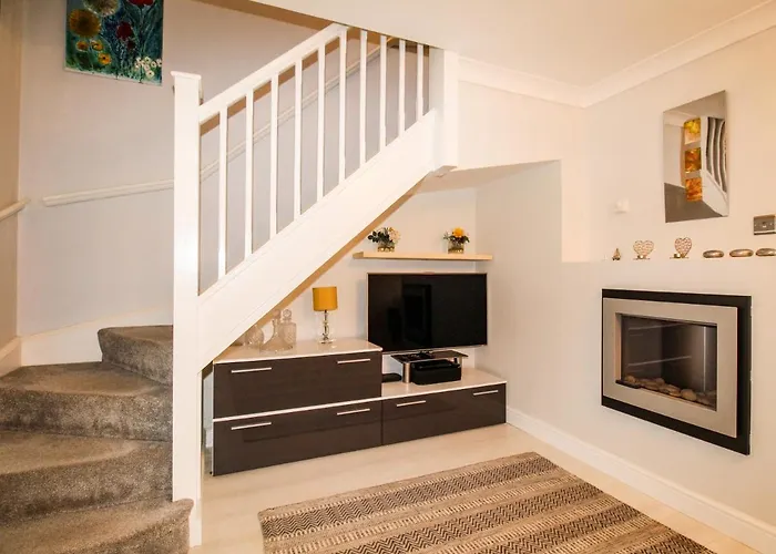 Top Hotels in Picturesque Portland, England