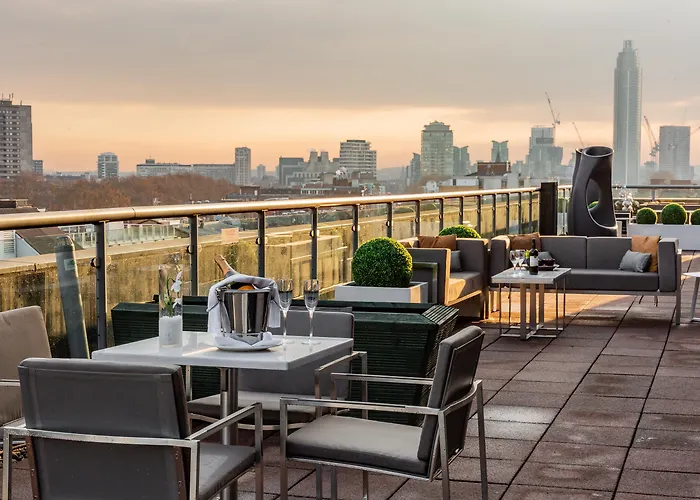 Best Hotels Close to Victoria Station, London