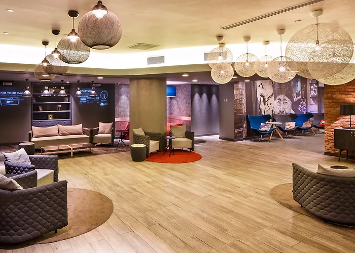 London's Finest Luxury Hotel Accommodations