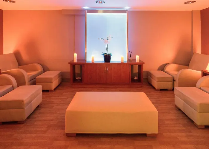 Best Hotels Near The Crucible in Sheffield