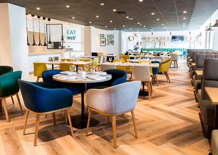 Best London Hotels Close to Wembley Stadium