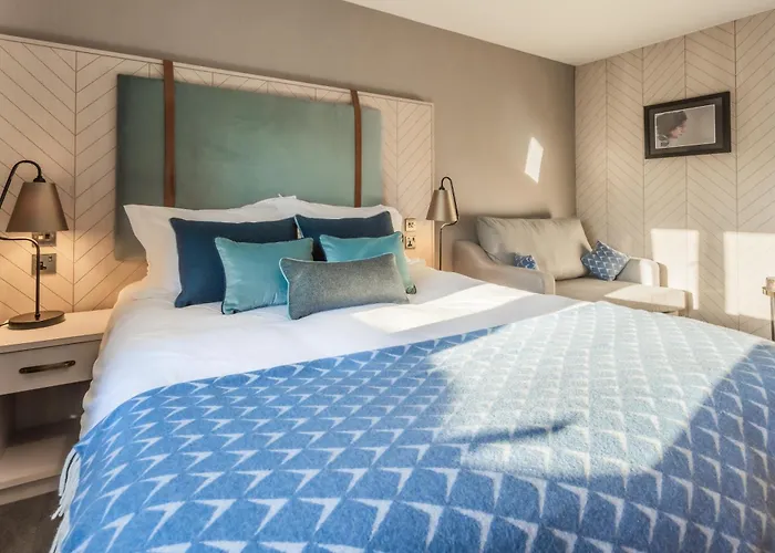 Top Aberdeen Cheap Hotels for Budget Travelers