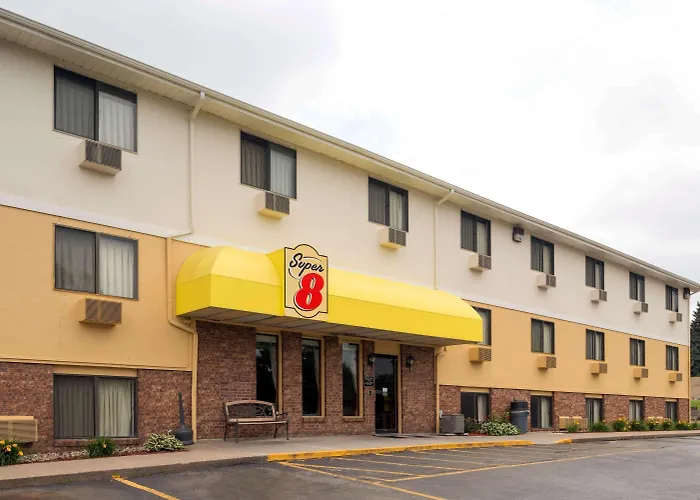 Top Hotels Near Omaha's Attractions