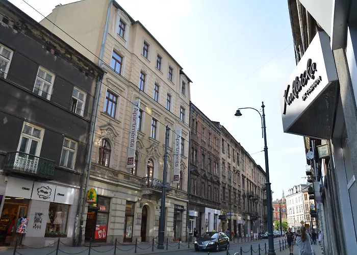 Top Flights and Hotels in Krakow for an Unforgettable Stay