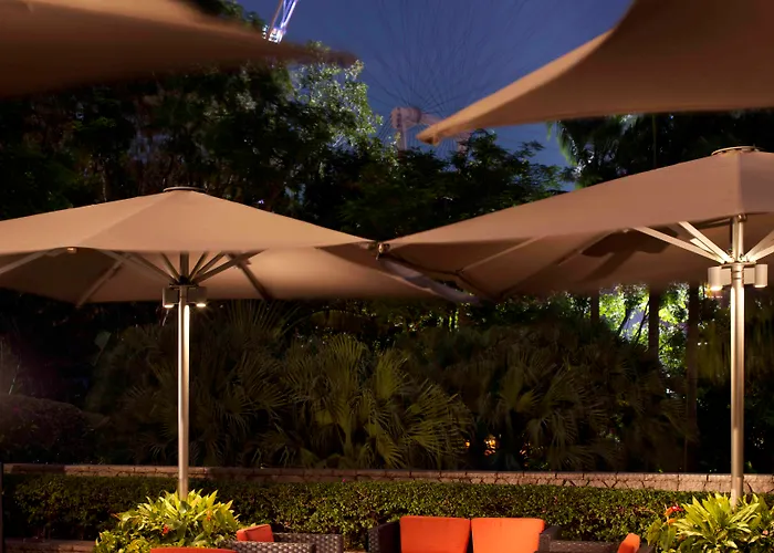 Singapore Luxury Hotels