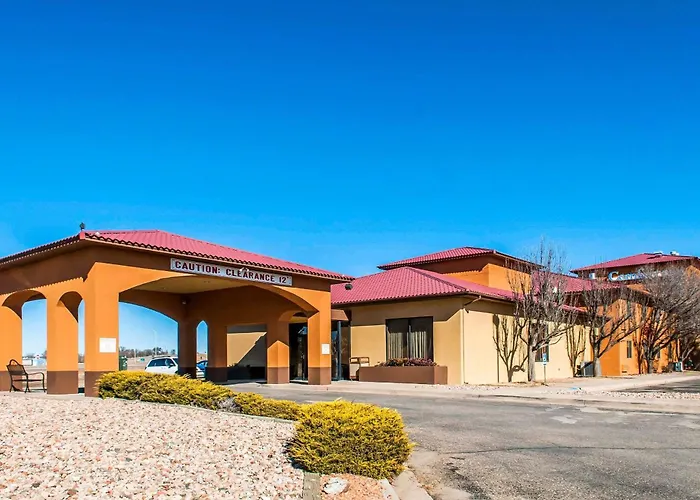 Top Las Vegas Hotels with Military Discounts