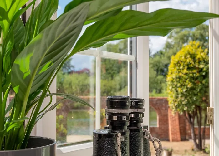 Best Hotels with Entertainment in Great Yarmouth