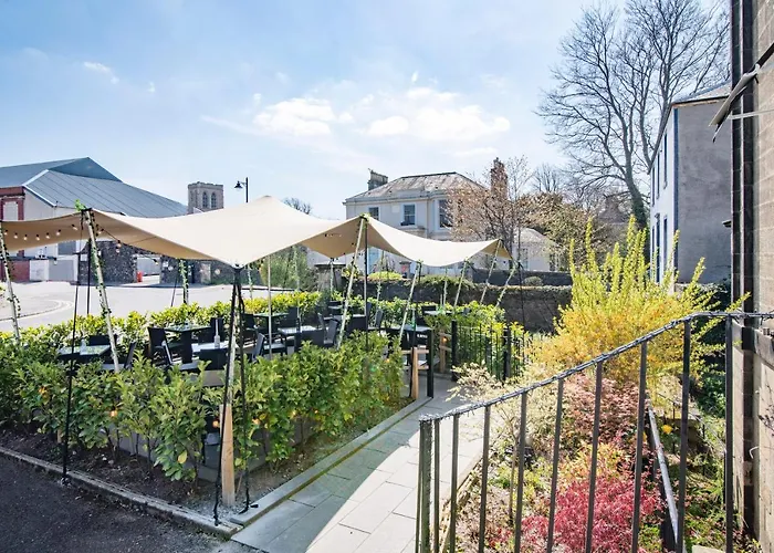 Best Stirling City Hotels for an Unforgettable Stay