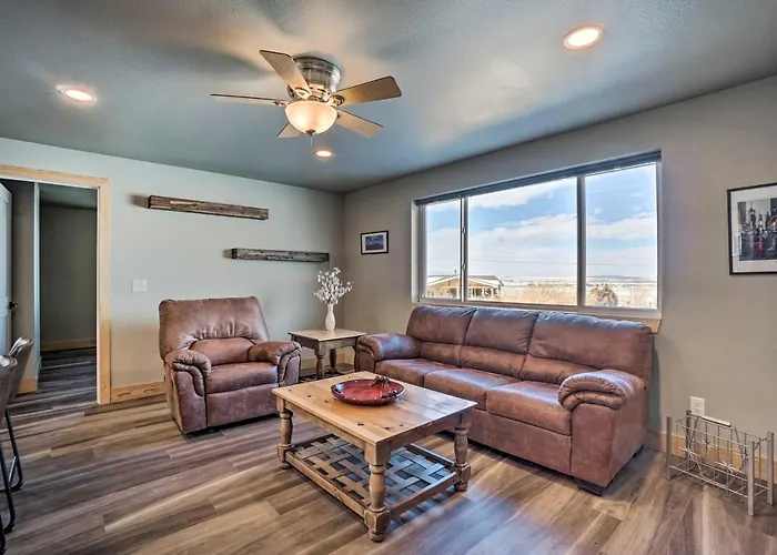 Top Hotels Near Historic Saratoga Race Track