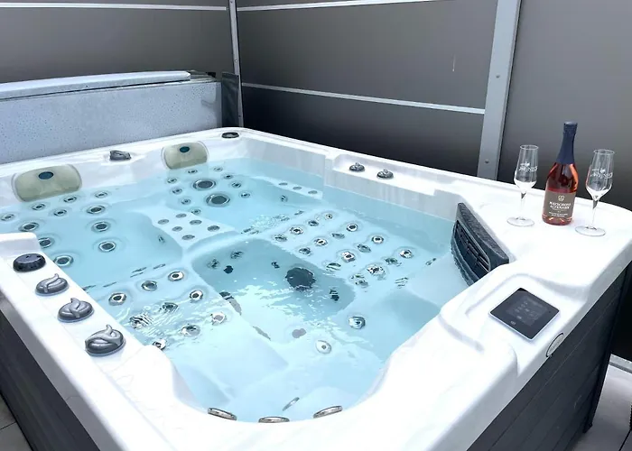 Hotel zum schwarzen kreuz brückenstr 5 7 d 53505 Altenahr