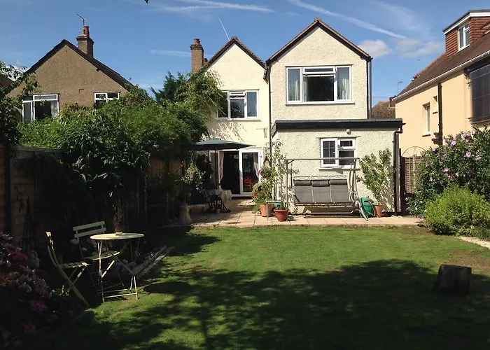 Best Hotels in Shepperton for a Delightful Stay