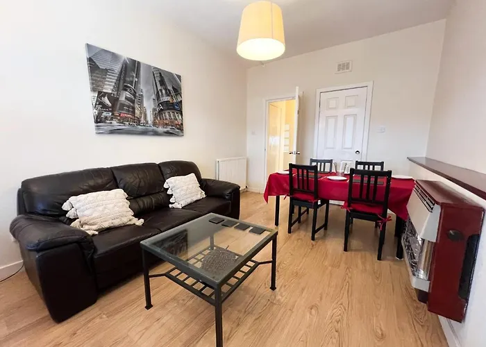 Top Hotels on Renfrew Street in Glasgow