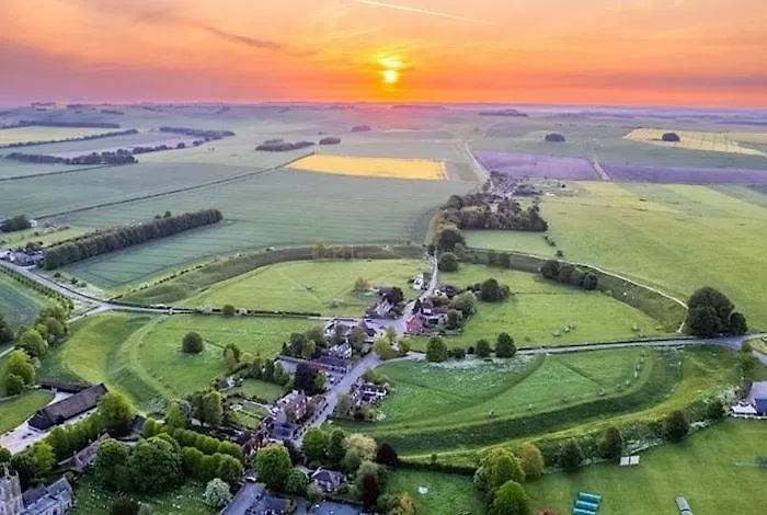 Top Hotels in Avebury for an Unforgettable Stay