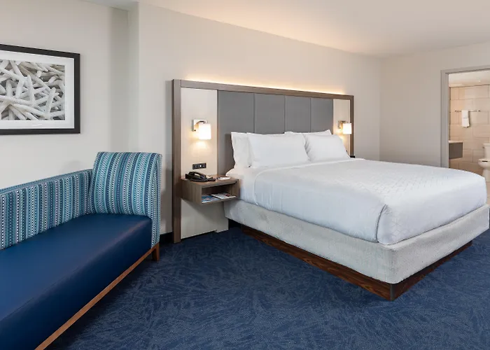 Top Beachfront Hotels in Pensacola Beach Florida