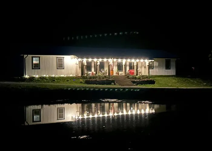 Best Hotels near Columbia, MO