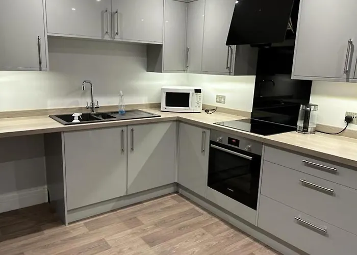 Top Hotels Near Hedsor House in Taplow