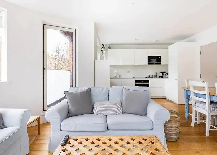 Discovering the Best Cheap Hotels in Brixton, London