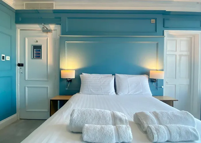 Best Hotels in Weymouth Offering Free Parking