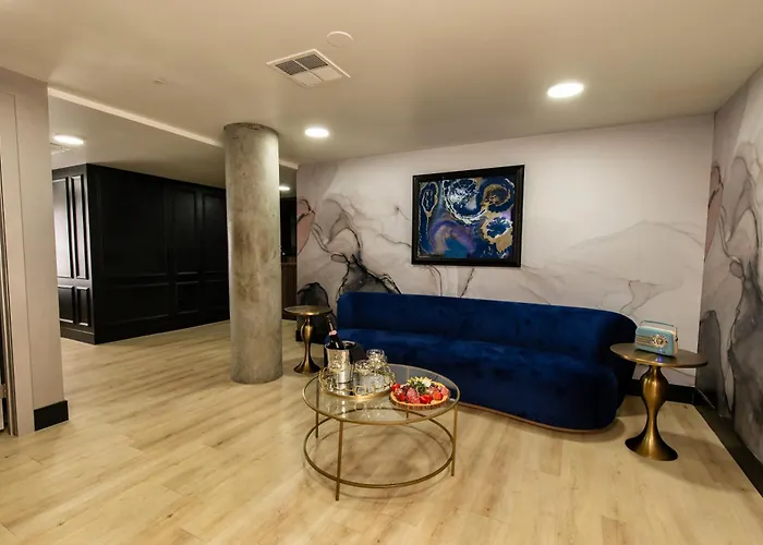 Best Pet Friendly Hotels in Las Vegas