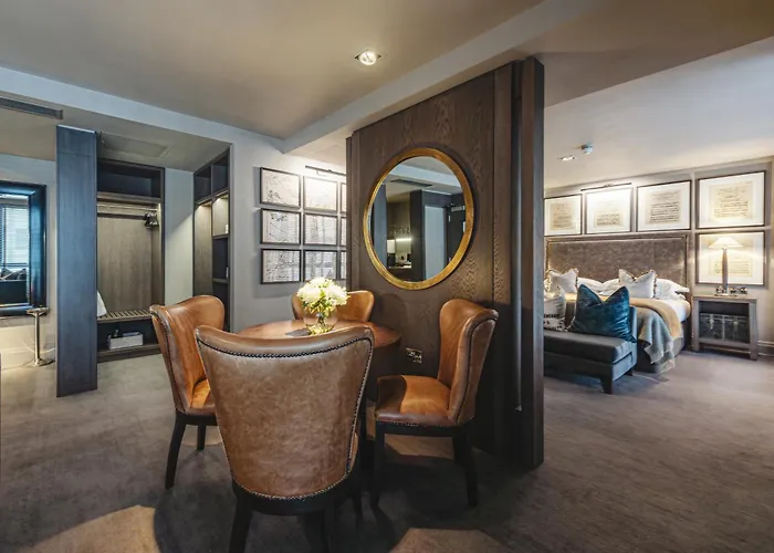 Top Glasgow Hotels Deals for Travelers