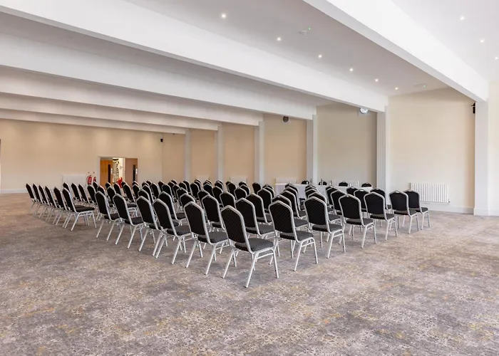 Top Cheap Hotels in Salisbury for Budget Travelers