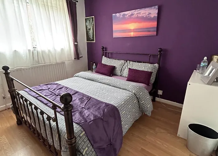 Top Cheap Hotels in Redditch, United Kingdom