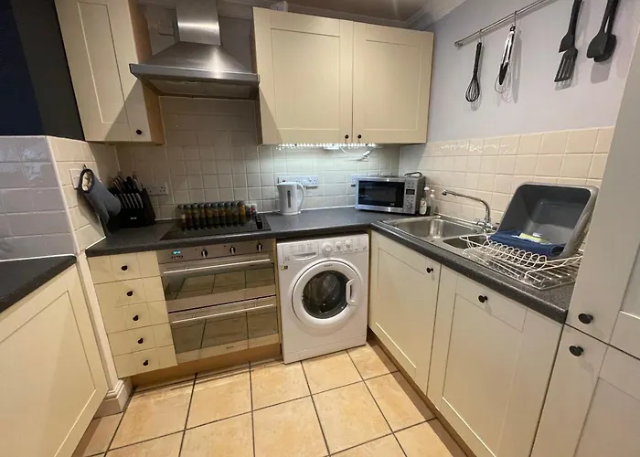 Top Nailsworth Hotels for Every Traveler