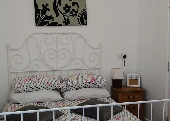 Top Posh Hotels in York for Refined Travelers