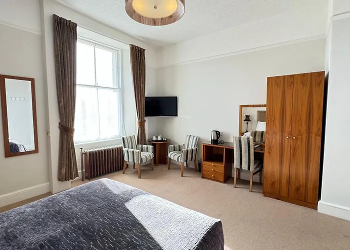 Top Hotels & Lodging in Nairn, Scottish Highlands