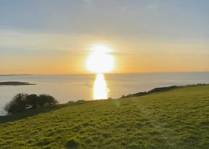 Top Hotels Near Clevedon for an Idyllic Stay