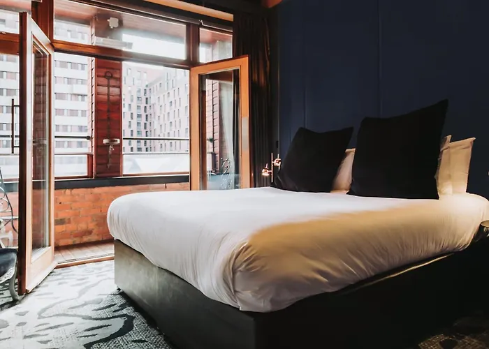 Top Hotels on Vibrant Canal Street in Manchester