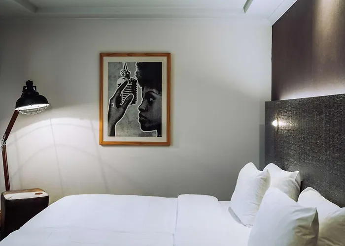 Top-Rated Luxury Hotel in Reading's City Center