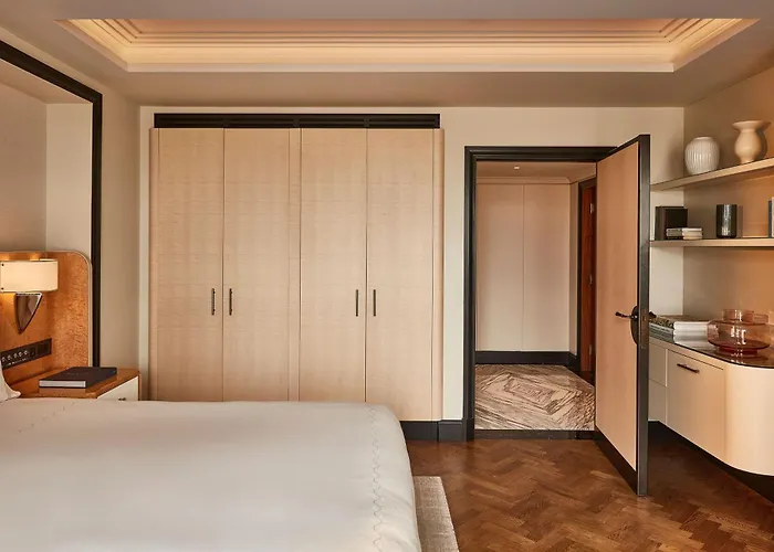 Best Honeymoon Hotels in Vibrant London