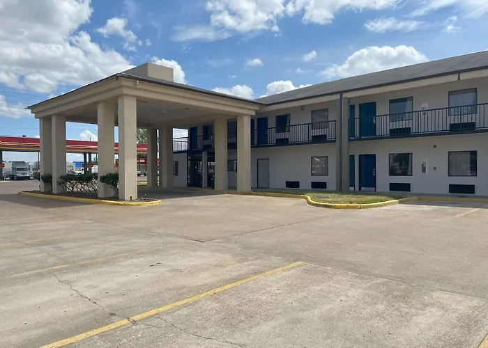 Best Hotels Close to House of Blues Cleveland