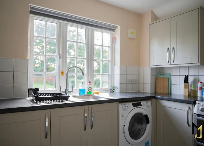 Top-Rated Hotels in Bray, UK