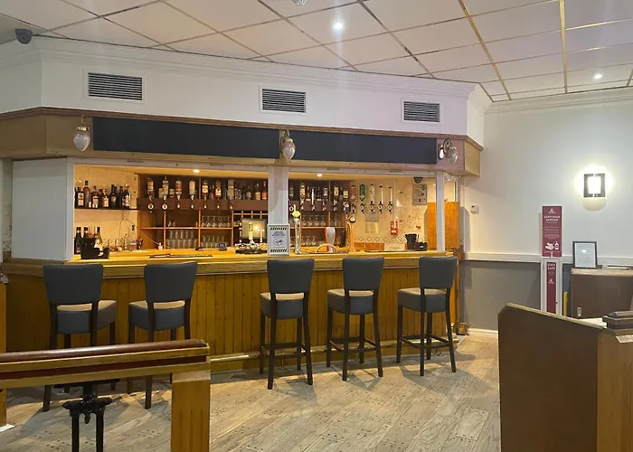 Best Hotels in Standish for Your Memorable Stay