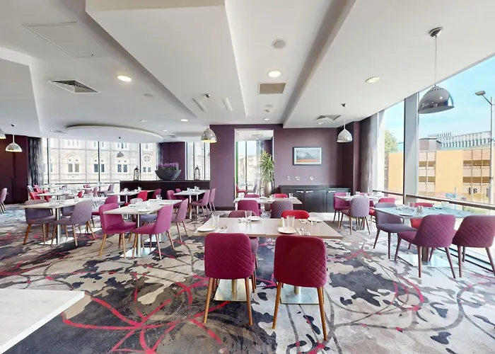 Top Hotels to Stay in Cardiff, UK