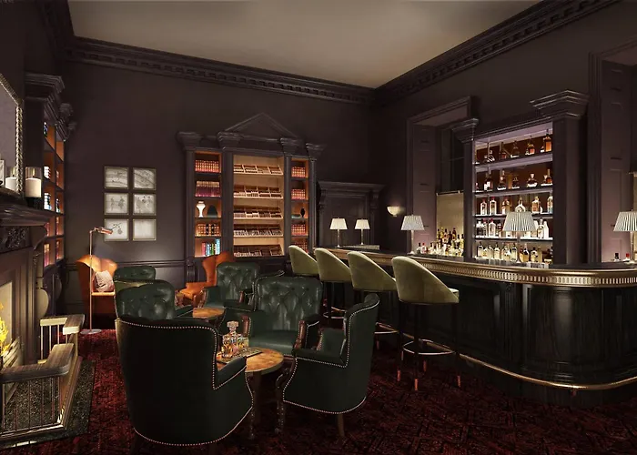 Top-Rated Hotels Close to Pinewood Studios